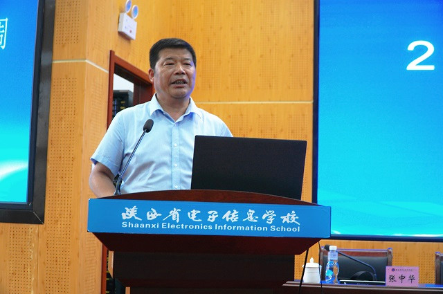 黨委書記顧學福作總結講話.jpg