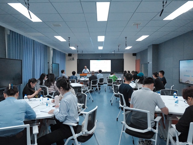 圖為大賽現場 - 副本.jpg